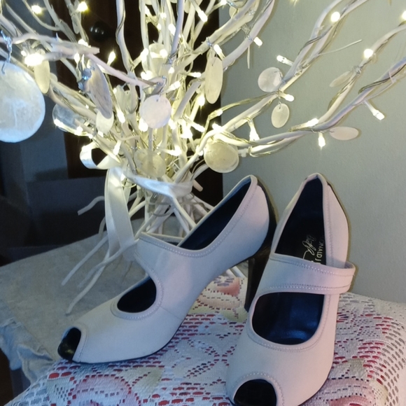 Donald J Pliner Made in Italy Size 9M - Picture 4 of 11